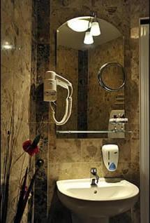 Trojka Hotel Es Panzio Szolnok Kamer foto